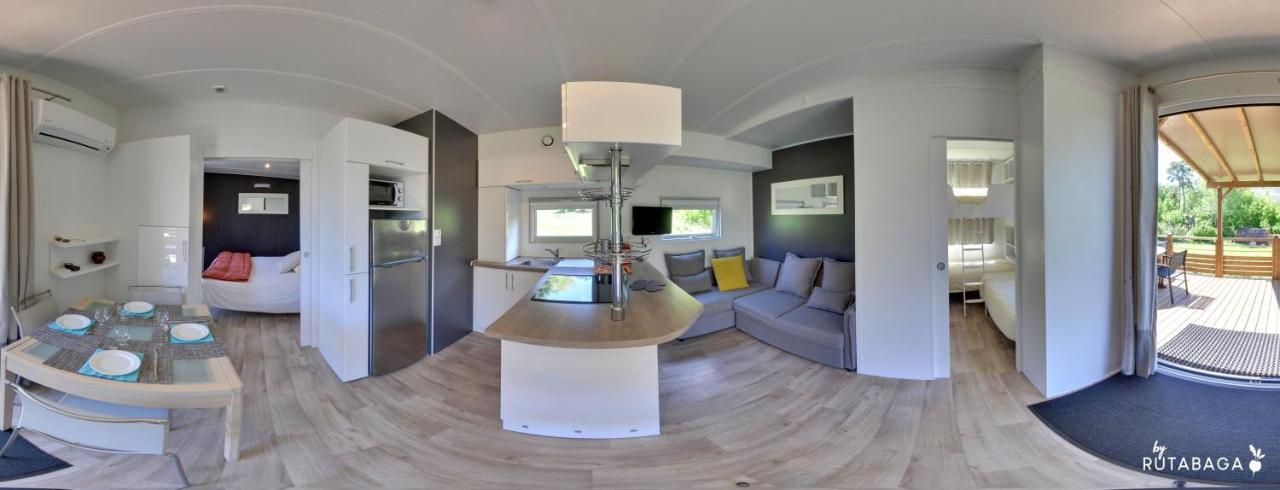 Camping-Hotel De Plein Air Les 2 Bois Baratier Εξωτερικό φωτογραφία