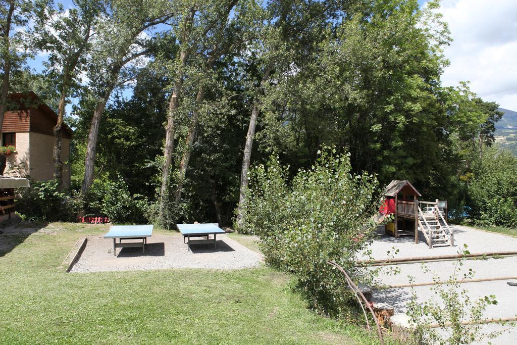Camping-Hotel De Plein Air Les 2 Bois Baratier Εξωτερικό φωτογραφία